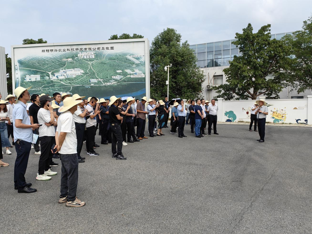 川繁猪公司参与全省畜禽种业高质量发展示场培训会1.png
