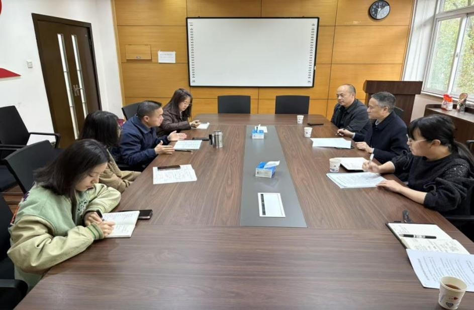 巨星国际官网高油酸菜籽油结合项目组发展互换调研